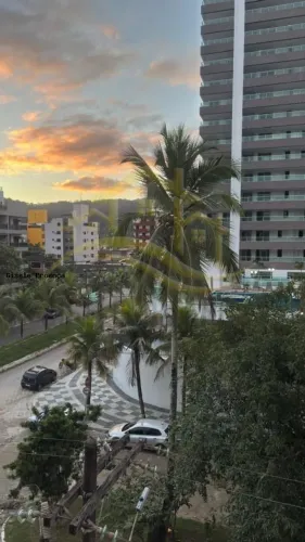 Apartamento para Venda em Guarujá, Enseada, 3 dormitórios, 1 suíte, 2 banheiros, 1 vaga
