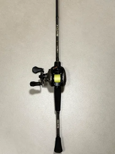 CARRETILHA SOLE FINESSE + VARA EVOX