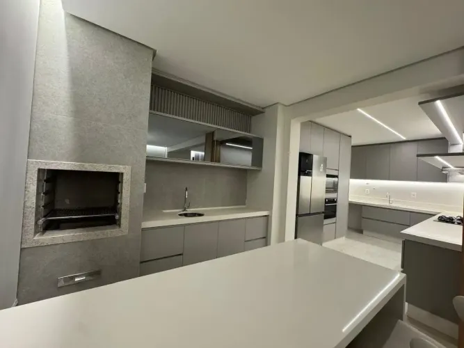 Apartamento mobiliado aluguel, 3 suítes, 177m², em frente ao praça das Artes, Setor Jardi