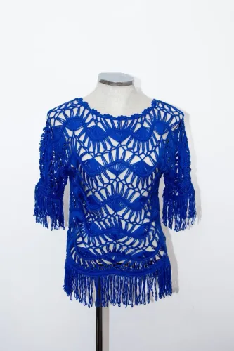 Blusa em crochê de grampo - seminova