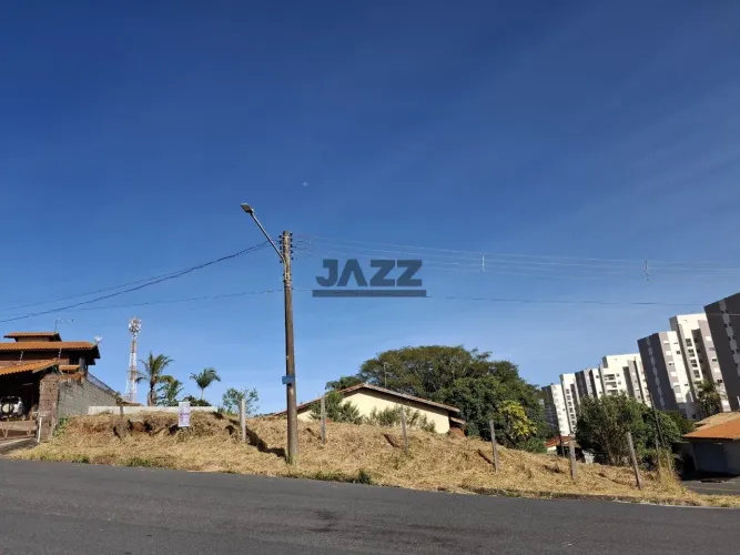 Terreno à Venda no Jardim do Lago, Bragança Paulista