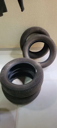 Pneus michelin 185/60 R15