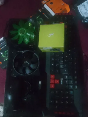 Peça de PC game teclado gabinete mause fans e mause pedir