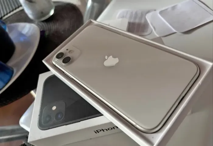Iphone 11 sem datalhes impecável