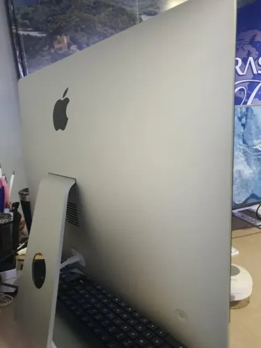 Vendo computador  I Mac 21,5 polegadas /2013