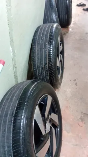 Pneus de carro