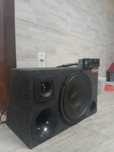 Som pra automotivo com muito força