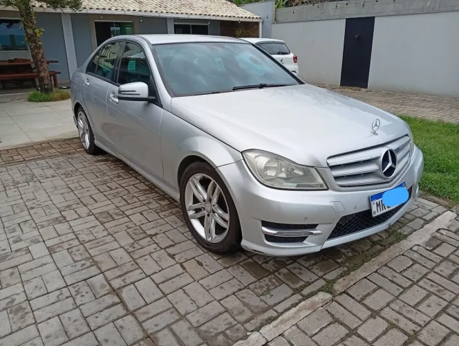 Mercedes-Benz C-180 CGI Sport 1.6 TB 16V 156cv Aut. 2013