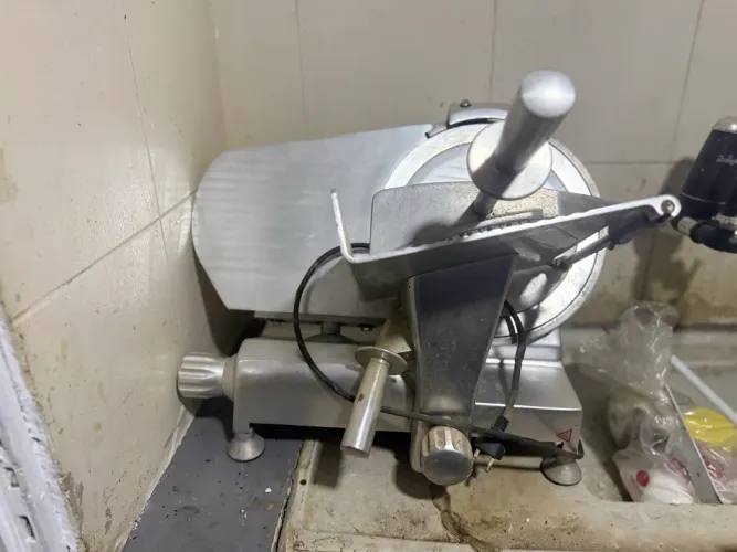 CORTADOR DE FRIOS PROFISSIONAL