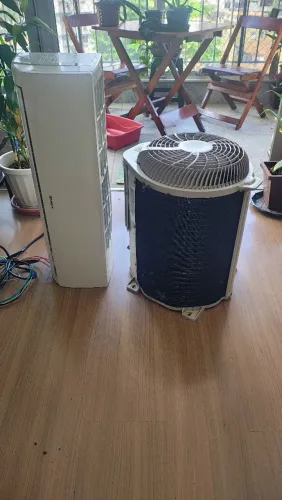 Ar condicionado split 12000 BTUs Fontaine - 110v