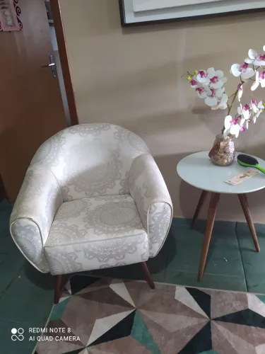Poltronas pé palito 