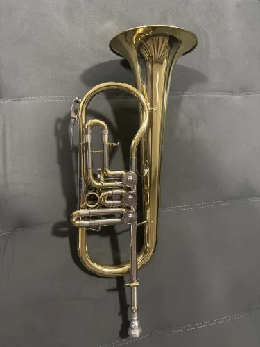 Flugelhorn de Rotor Besson