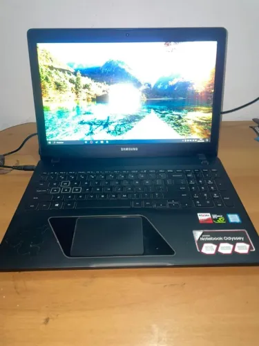 Notebook Gamer Samsung Odyssey i5 7th 8gb Ram GTX 1050