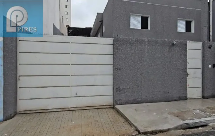 SOBRADO À VENDA OU LOCAÇÃO NO IMIRIM 3 DORMITÓRIOS, 1 SUÍTE E 10 VAGAS