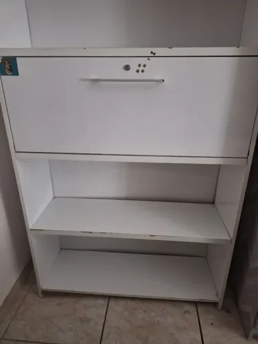 Livreiro +colmeia