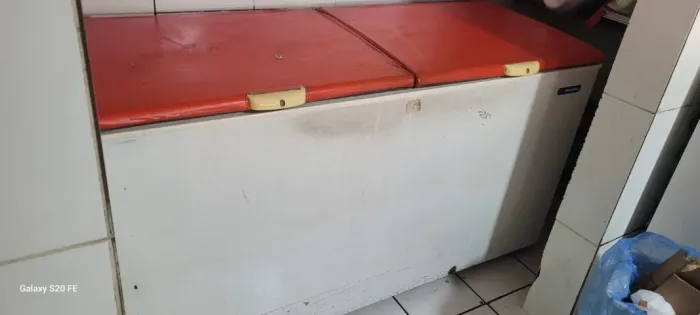 VENDO 03 FREEZERS HORIZONTAIS