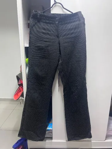 Calça flare