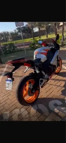 CBR1000 fireblade