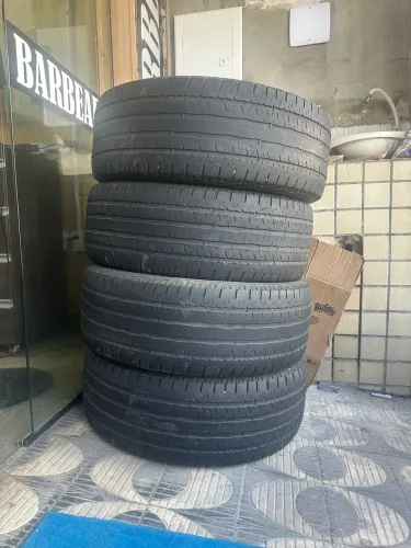 Jogo 4 Pneus Goodyear Wrangler 265/60 R18 HT - Seminovo