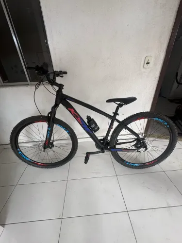 VENDO: Bike aro 29 marcha shimano e freio hidráulico   