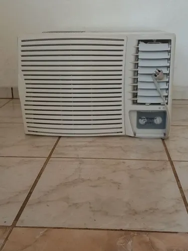 Ar condicionado Springer 12mil Btus 800