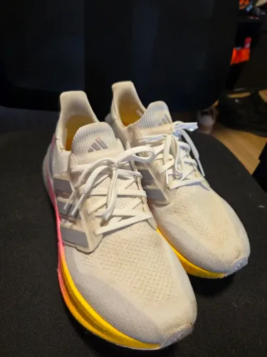 Adidas ultraboost tam 43 - Impecável e Original