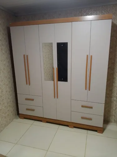 Montagem de móveis em coltos