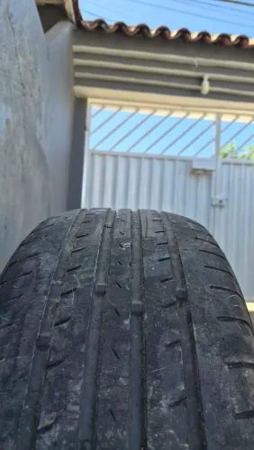 Pneu 235/60/R16