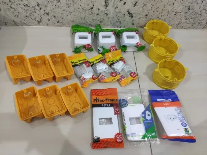 Materiais Elétricos Diversos e novos
