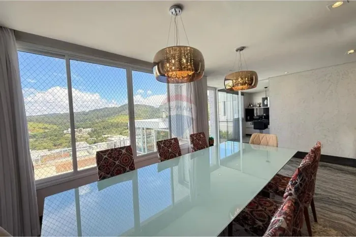 Casa à Venda no Condomínio Campos do Conde em Bragança Paulista!