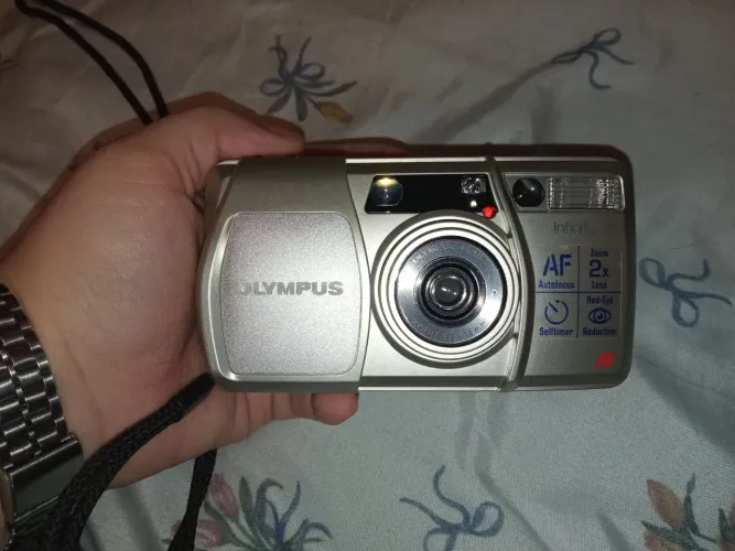 Câmera Analógica Olympus Infinity 76 | Funcionando Perfeitamente | Excelente Estado