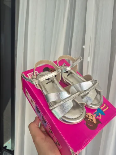 Sandália para bebe menina N° 19