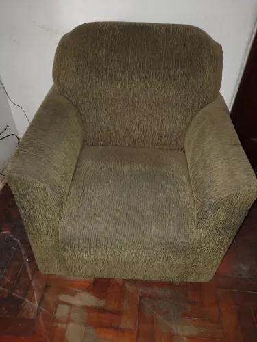 Poltronas um lugar, de tecido verde 