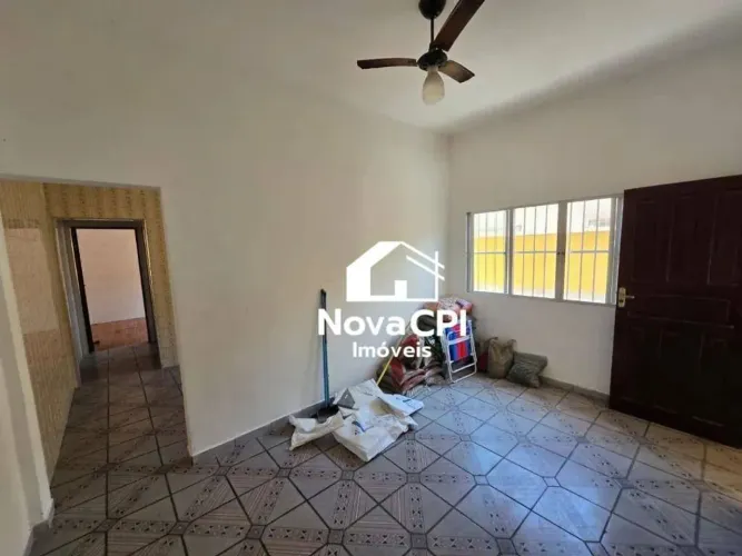 Casa 2 Quartos para Locação no Boqueirão Praia Grande  68m², 2 Vagas e Terreno 6x22 Descri