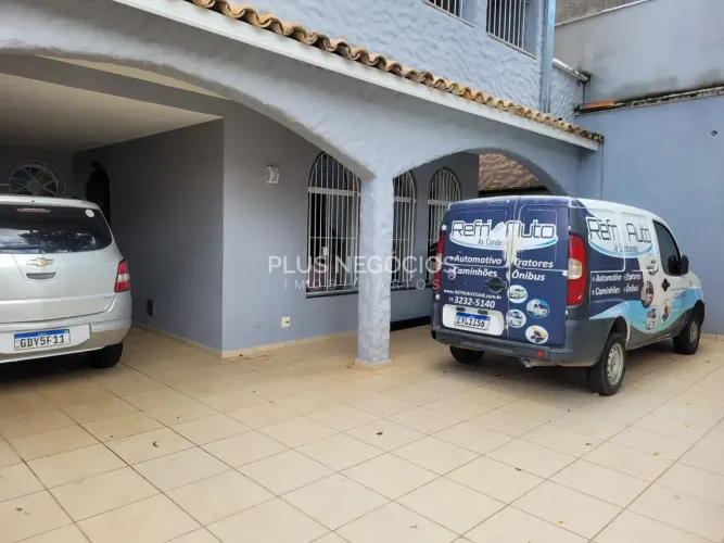 Casa para venda e locação | Vila Trujillo, Sorocaba, SP | 3 suítes | área gourmet | piscin