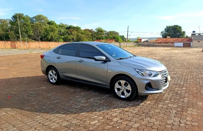 Chevrolet Onix Plus LTZ 1.0 12V TB Flex Aut. 4P 2025