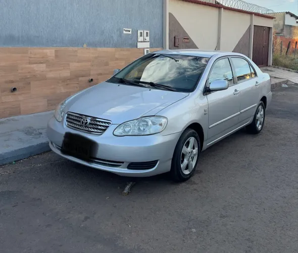 Toyota Corolla XLI 1.6 16V 110cv Aut. 2004