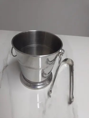 Balde gelo com pegador em inox.