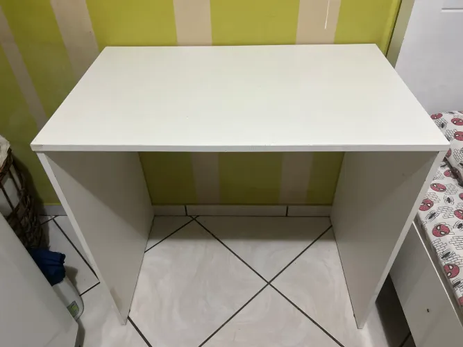 Mesinha de estudos