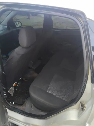 Ford Fiesta Sedan 1.0 8V Flex 4P 2007