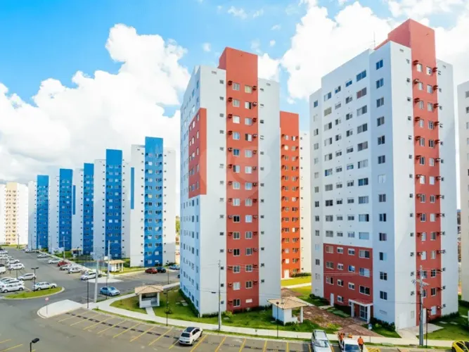 Alugo Apartamento Semi-Mobiliado no Condomínio Cores de Piatã
