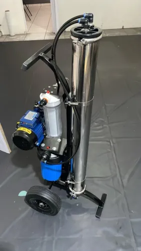 MÁQUINA DE ÁGUA DESMINERALIZADORA - OSMOSE REVERSA 40-40 - NOVA, NUNCA USADA