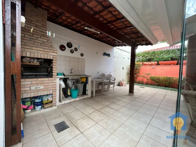 Casa a venda no condomínio Quinta da Aldeia