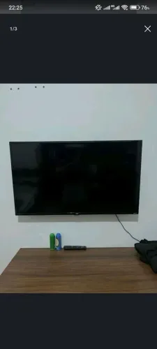 TV 43O AOC ROKU TV FHD 43S5195/78G TELA estragada