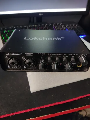 Interface de áudio Lokchonk UX22HD