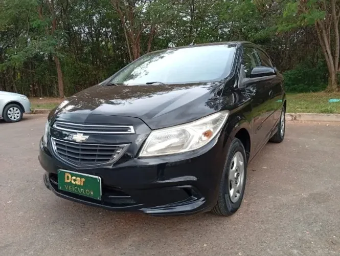 Chevrolet Onix Hatch LT 1.0 8V Flex Power Mec. 4P 2015