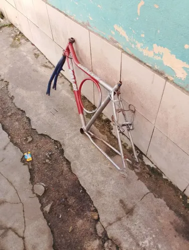 Quadro de barra forte 