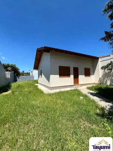 Casa à venda em Santa Cruz do Sul-RS, bairro São João: 2 quartos, 2 salas, 1 banheiro, 2 v