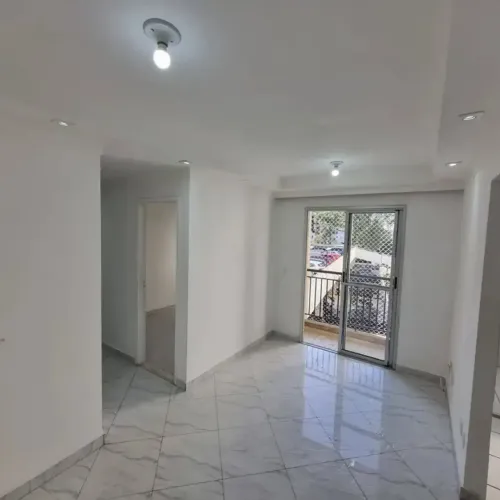 Imóvel para aluguel possui 44 metros quadrados com 2 quartos em Jardim Vila Formosa - São