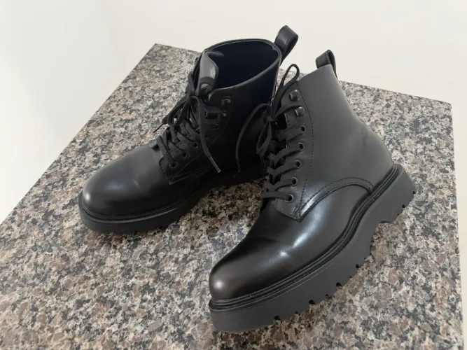 Bota Tratorada Ankle Boots Zara 40EUR